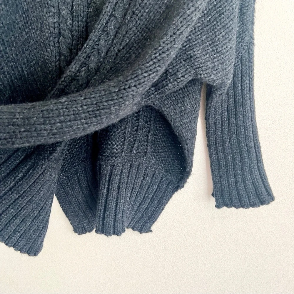 SMYTHE Turtleneck Blanket Sweater in Charcoal Black - Picture 9 of 12